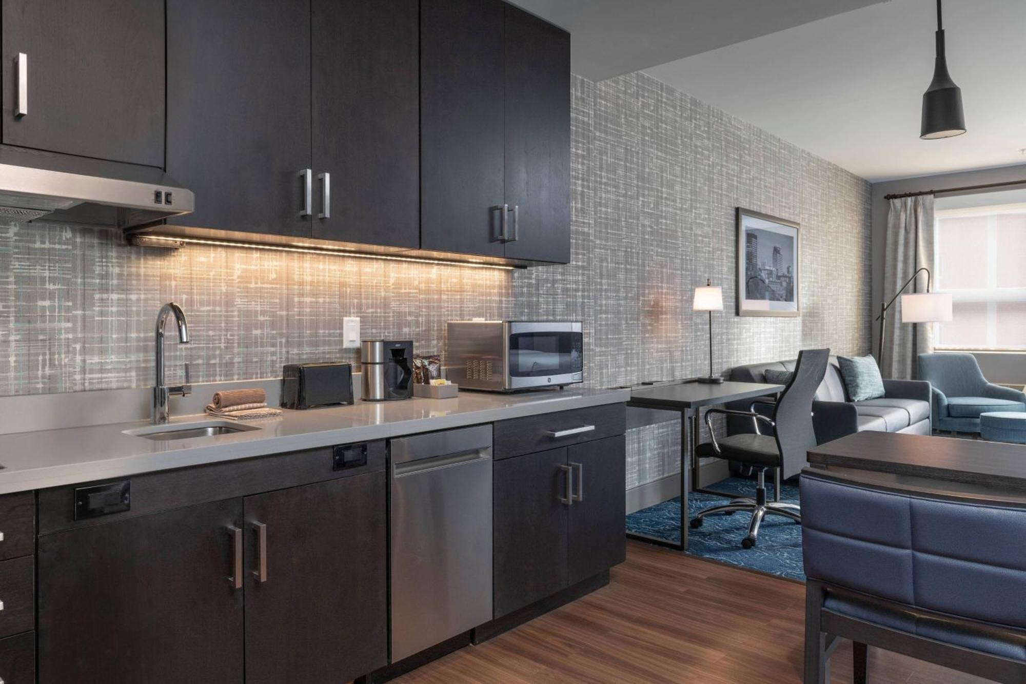 Residence Inn By Marriott Manchester Downtown Exteriör bild